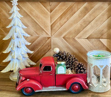 Load image into Gallery viewer, Scented Salt Crystals by Hunted Design Co - BRIGHT 60 g