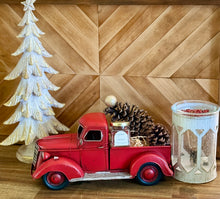 Load image into Gallery viewer, Scented Salt Crystals by Hunted Design Co - BERRY 60 g