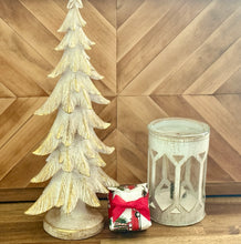 Load image into Gallery viewer, Scented Salt Crystals by Hunted Design Co - JINGLE 60 g