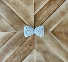 Load image into Gallery viewer, Crochet Bows By Hunted Design Co