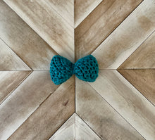 Load image into Gallery viewer, Crochet Bows By Hunted Design Co