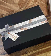 Load image into Gallery viewer, Home Sweet Home Gift Hamper