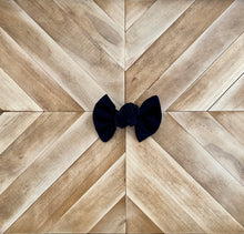 Load image into Gallery viewer, Knot Bows By Hunted Design Co