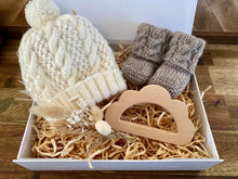 Load image into Gallery viewer, Heirloom Collection Baby Hamper