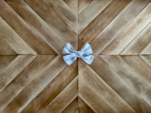 Load image into Gallery viewer, Pinwheel Bows By Hunted Design Co