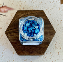 Load image into Gallery viewer, Scented Salt Crystals by Hunted Design Co - BREEZE 60g
