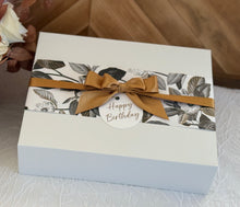 Load image into Gallery viewer, Serenity Gift Hamper

