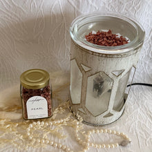Load image into Gallery viewer, Scented Salt Crystals by Hunted Design Co - PEARL 120 g

