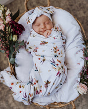 Load image into Gallery viewer, Sienna Baby Gift Hamper
